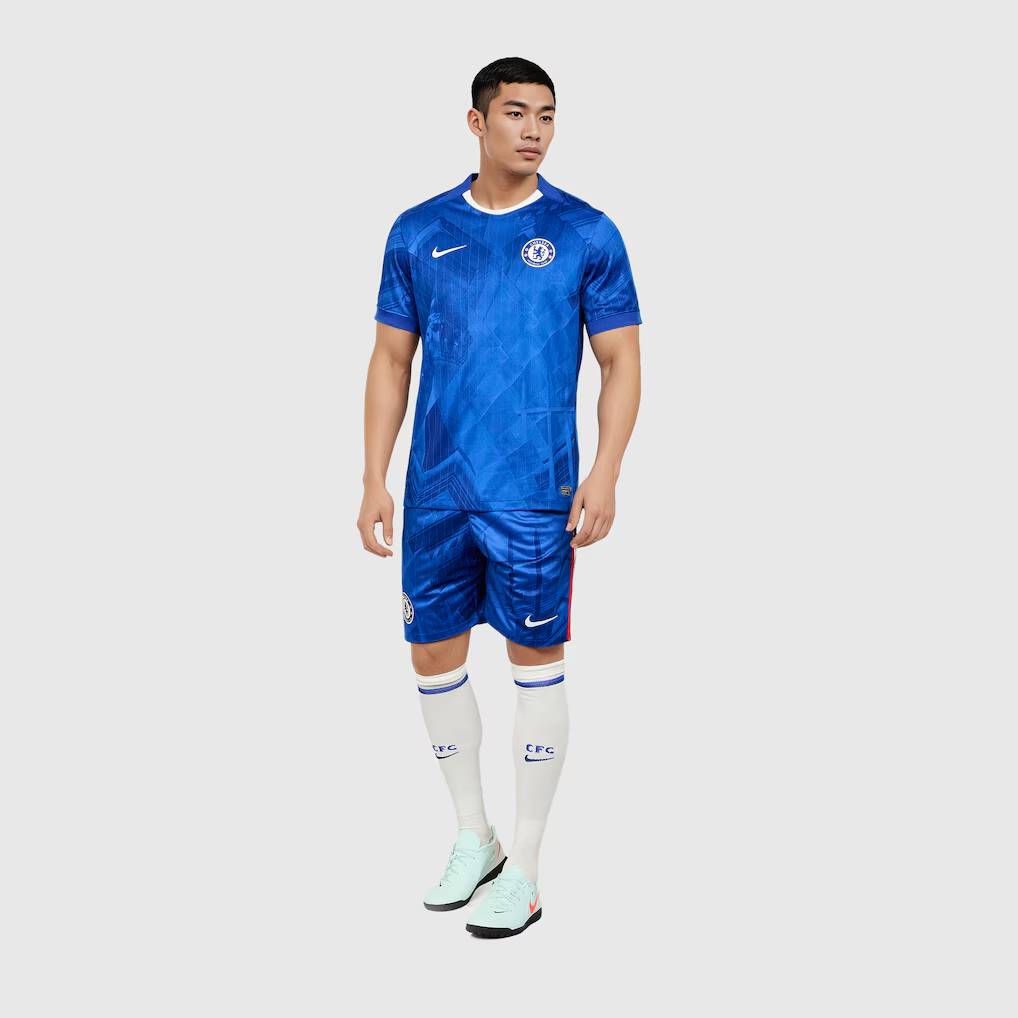Chelsea Store – Official chelsea-nike-home-stadium-shirt-2025-26_ss5_p-202492465+pv-3+u-2gcvqxc9vlx6povideuj+v-wgjit43tjgimoop7omfs Chelsea FC Jerseys and Fan Gear
